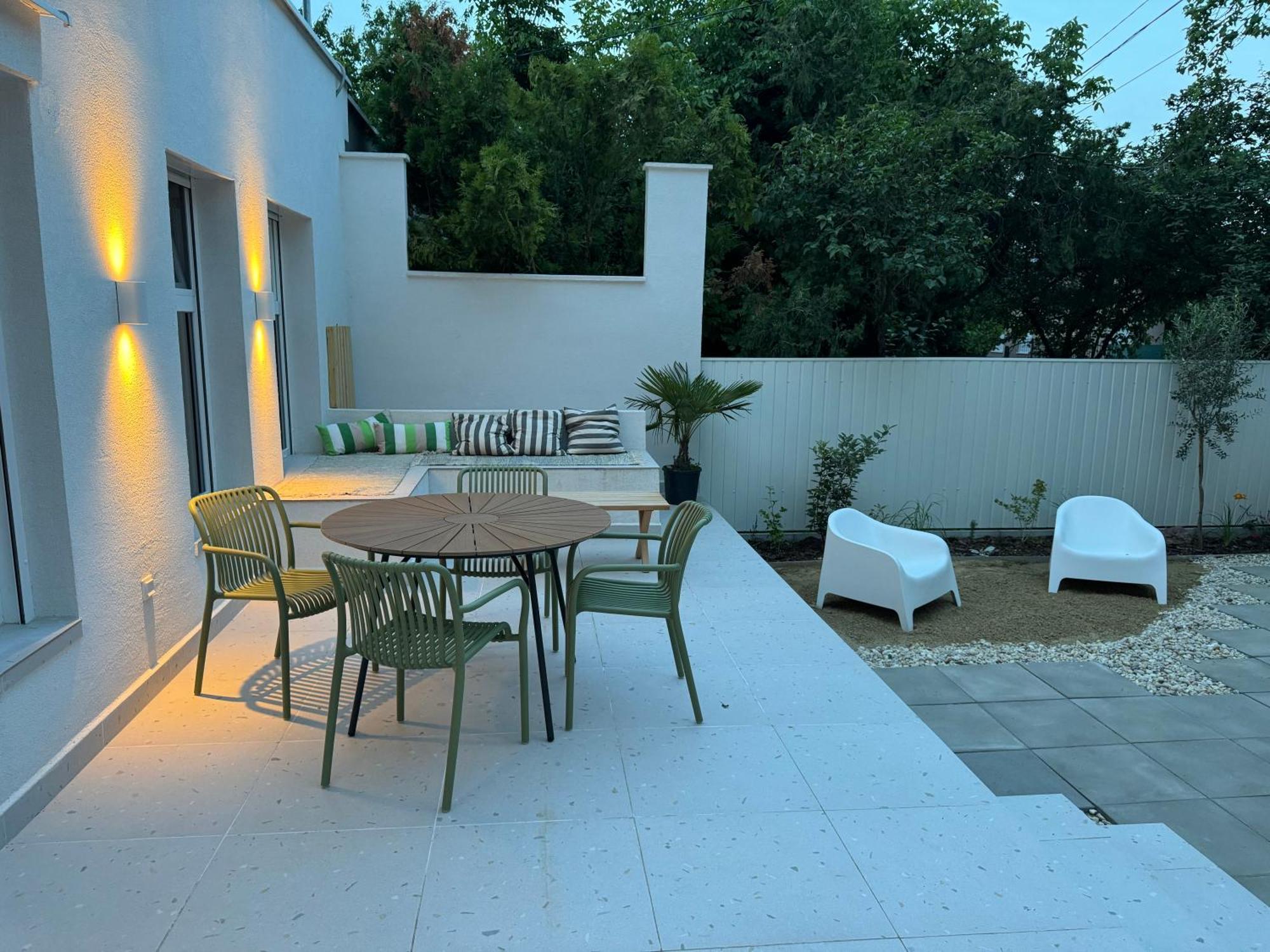 Banhiday H31 House Apartment Balatonakarattya